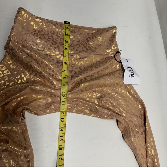 NWT Zyia Active Gold Leopard Light N Tight Hi-Rise 7/8 Legging Women’s Size 8-10 - Picture 10 of 10